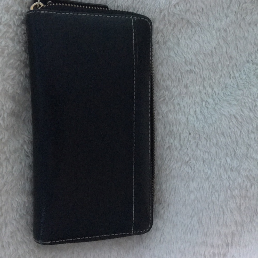 Kate Spade wallet - Picture 3 of 3